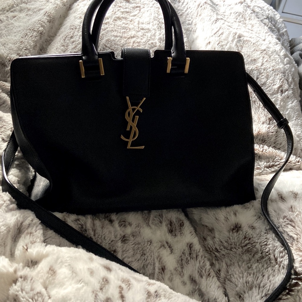 Saint Laurent cabas purse in BEAUTIFUL condition